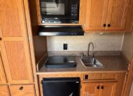 2013 FEATHERLITE 3 HORSE W/ WEEKENDER! $22,500