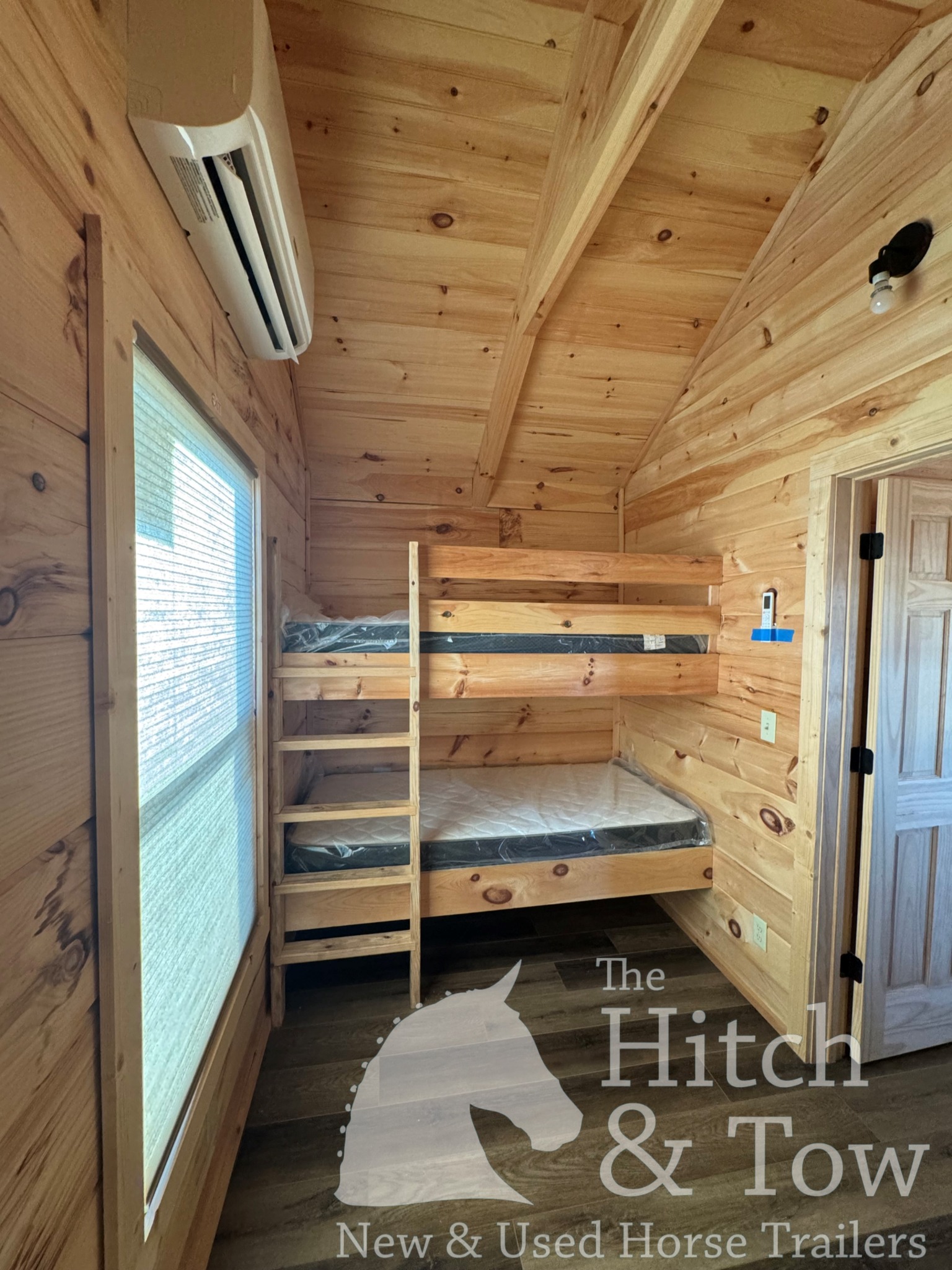 TWO BEDROOM RESORT BLUECHIP CABIN $89,900