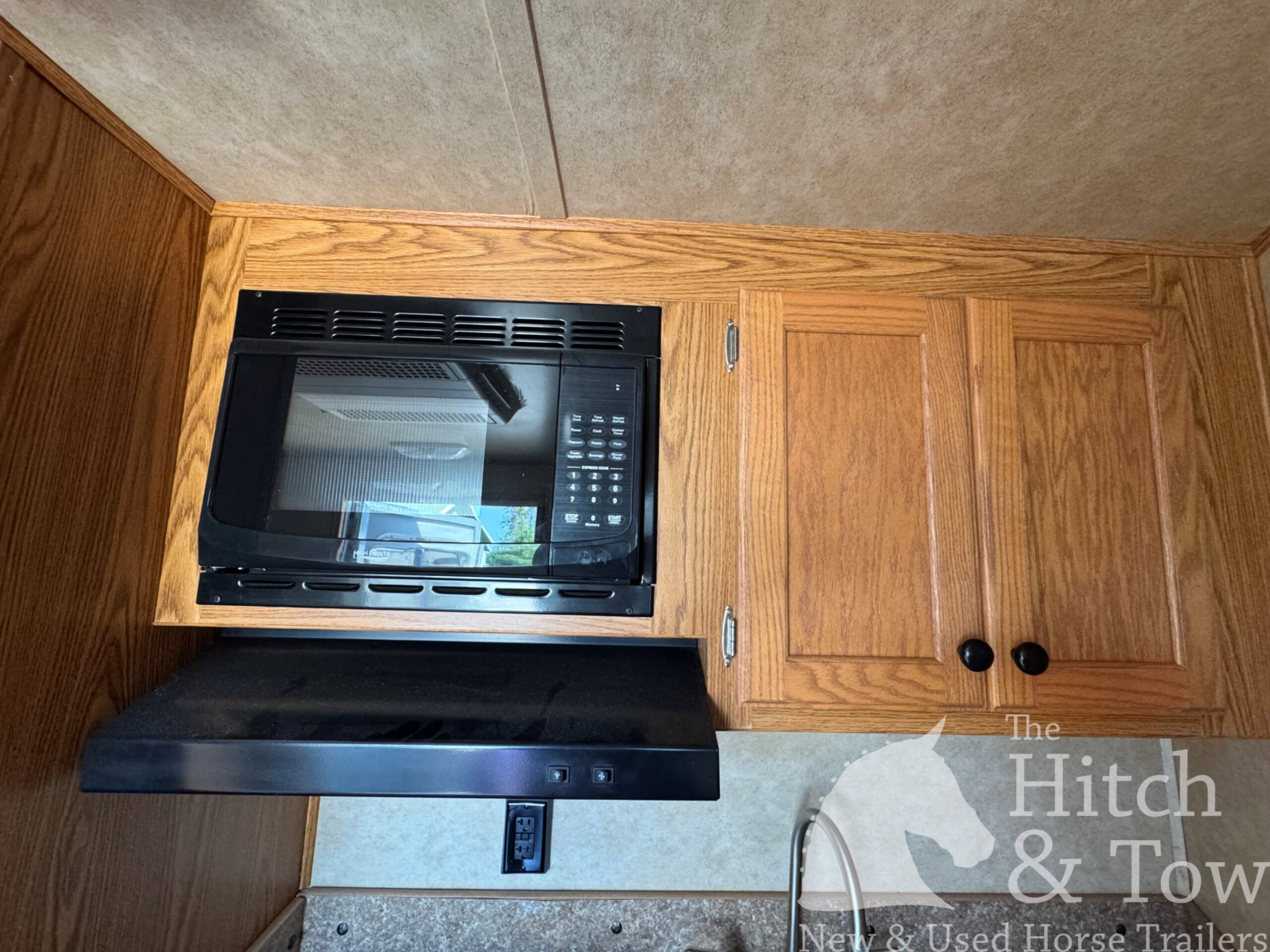 2013 FEATHERLITE 3 HORSE W/ WEEKENDER! $22,500