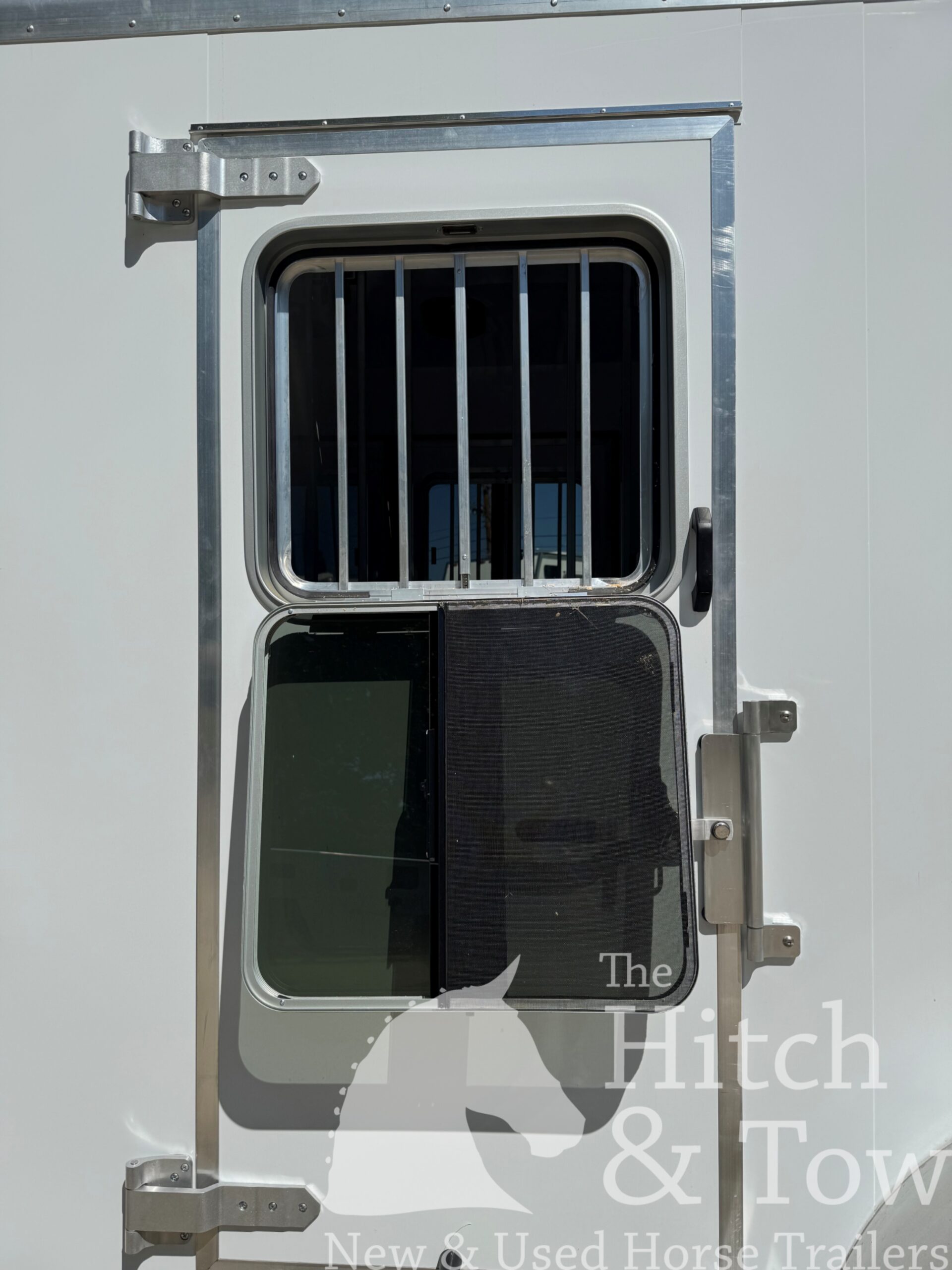 2026 KIEFERBILT KRUISER 2 HORSE BUMPER PULL W/ DRESSING ROOM $21,500