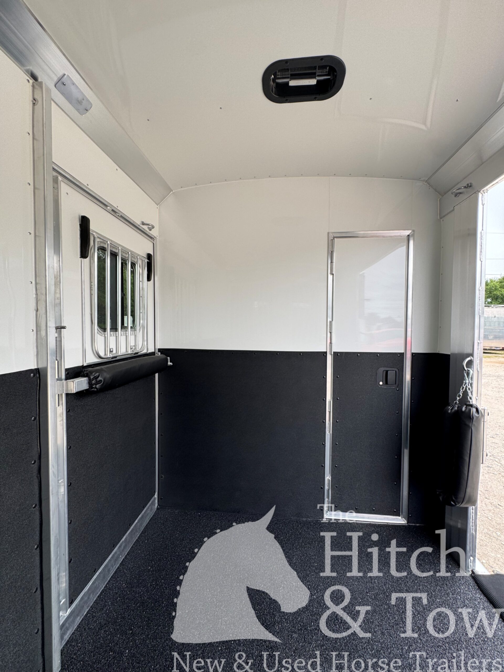 2027 4 STAR 2+1 W/ ROLLING DIVIDER, WERM, 5′ DRESSING ROOM & MORE!! $66,900