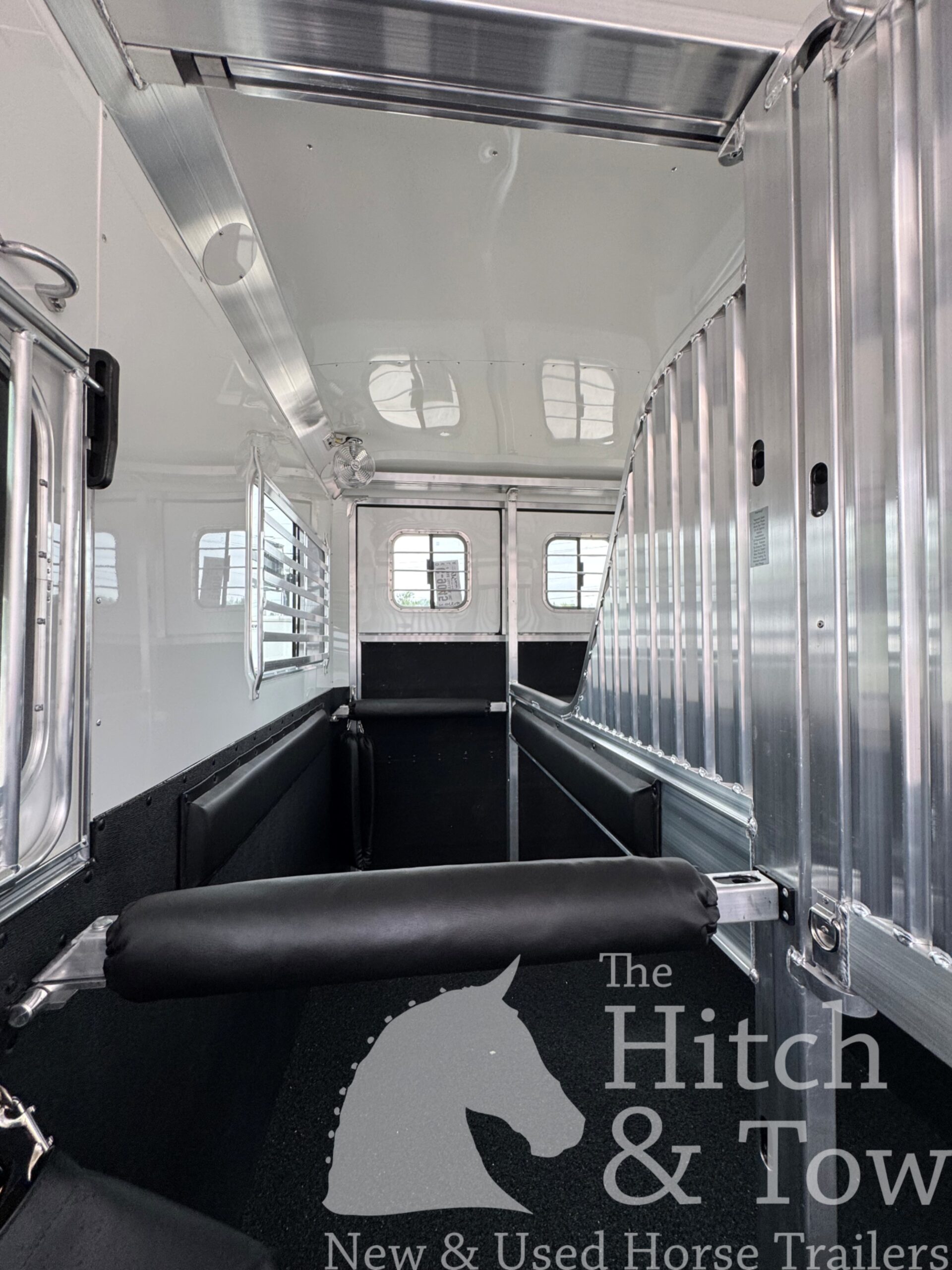 2027 4 STAR 2+1 W/ ROLLING DIVIDER, WERM, 5′ DRESSING ROOM & MORE!! $66,900