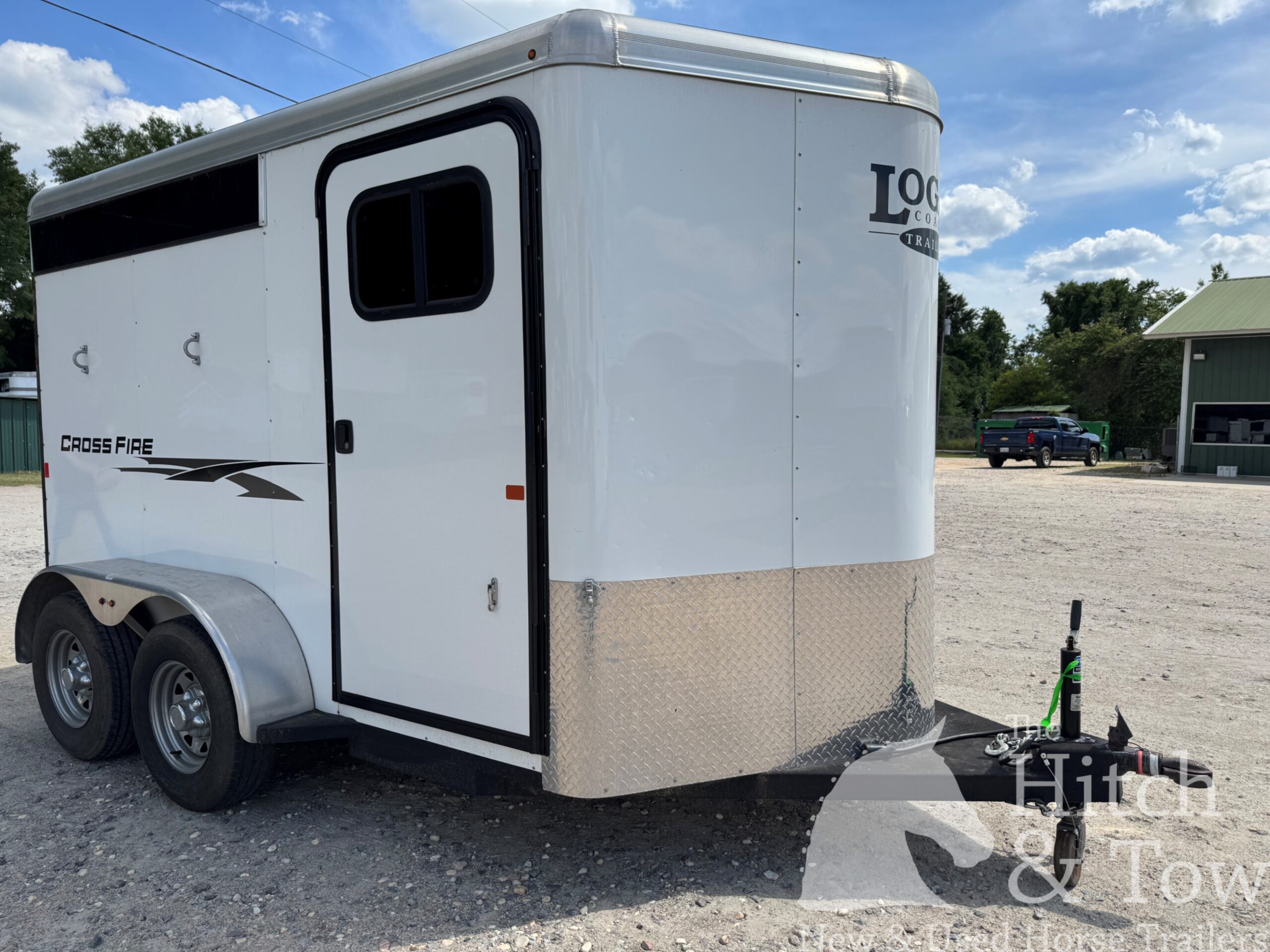 2017 LOGAN CROSS FIRE 2 HORSE SLANT BUMPER PULL TRAILER $13,500