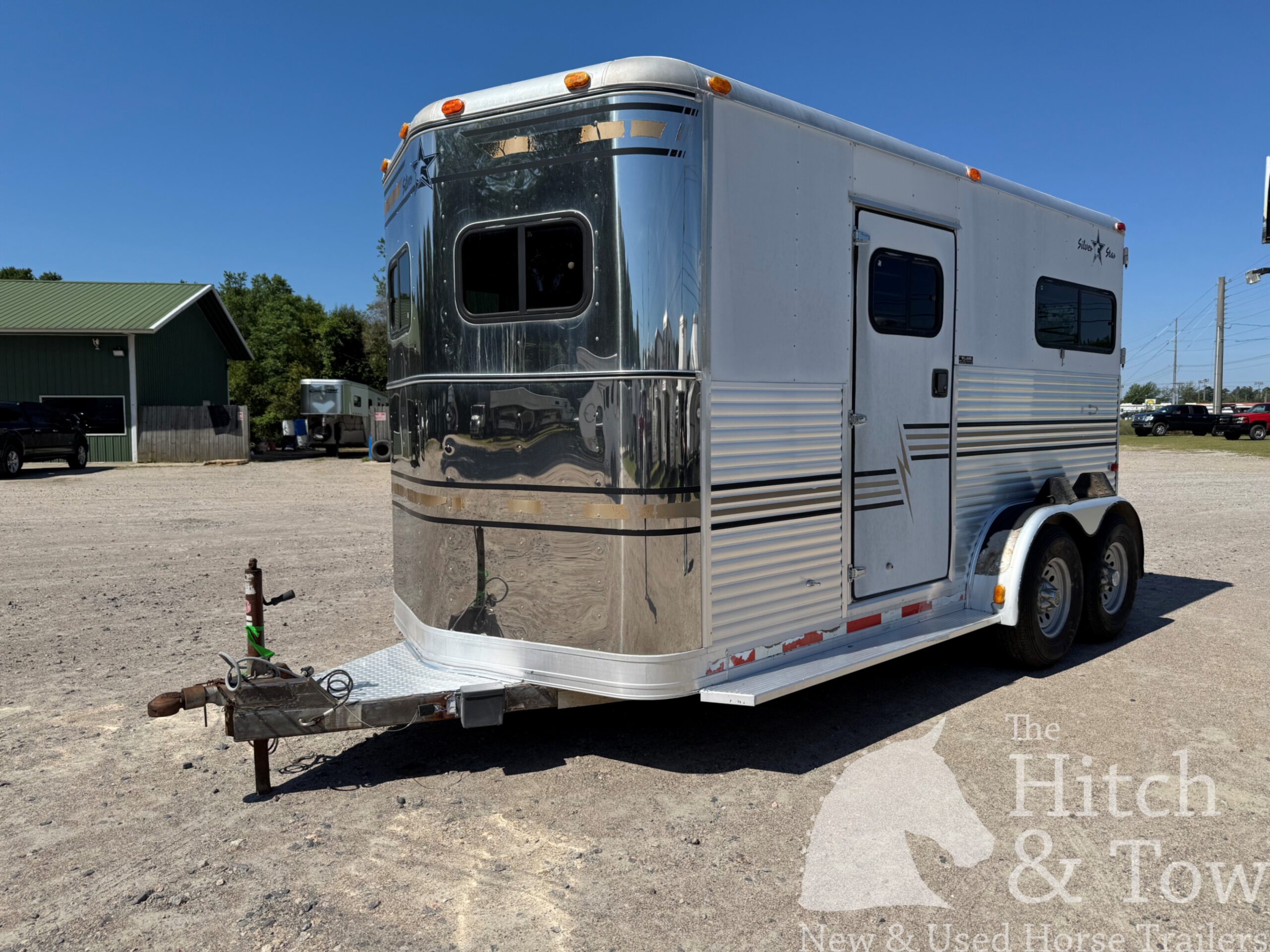 1999 SILVER STAR 2 HORSE BUMPER PULL W/ DRESSING ROOM $9,500