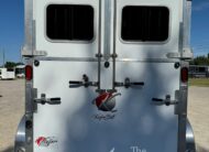2027 KIEFERBILT KRUISER 2 HORSE BUMPER PULL W/ DRESSING ROOM $24,500