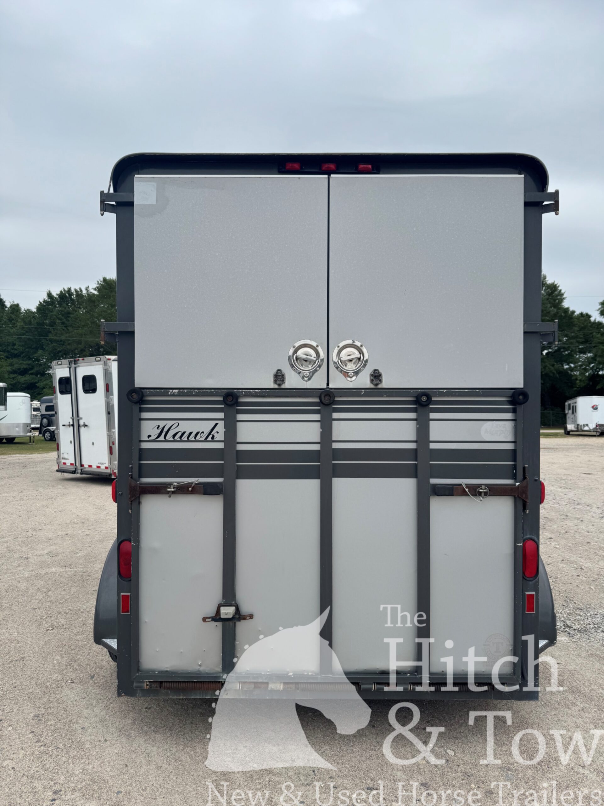 2003 HAWK 2 HORSE BUMPER PULL W/ DRESSING ROOM $7,900