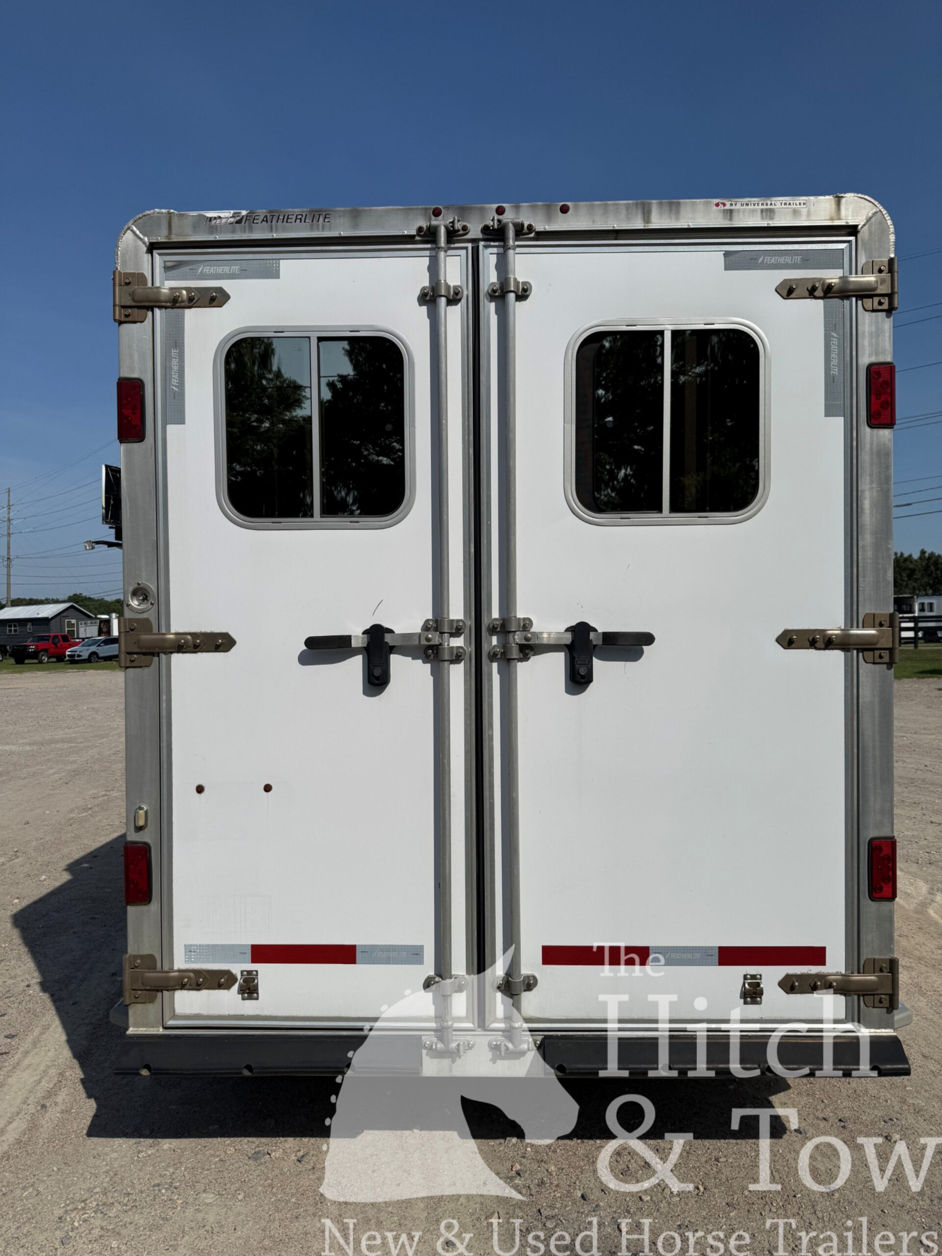 2013 FEATHERLITE 3 HORSE W/ WEEKENDER! $22,500
