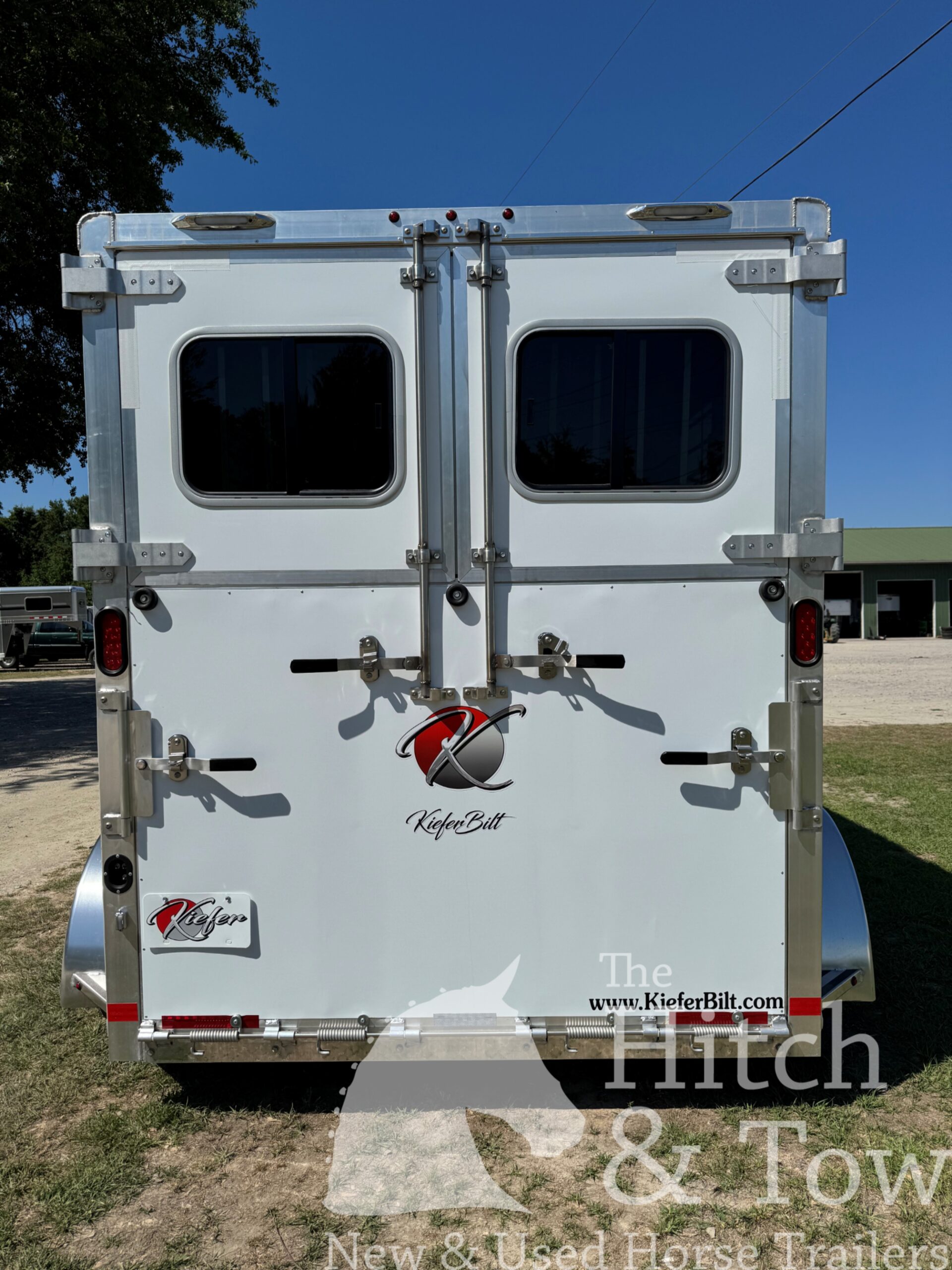 2026 KIEFERBILT KRUISER 2 HORSE BUMPER PULL W/ DRESSING ROOM $21,500