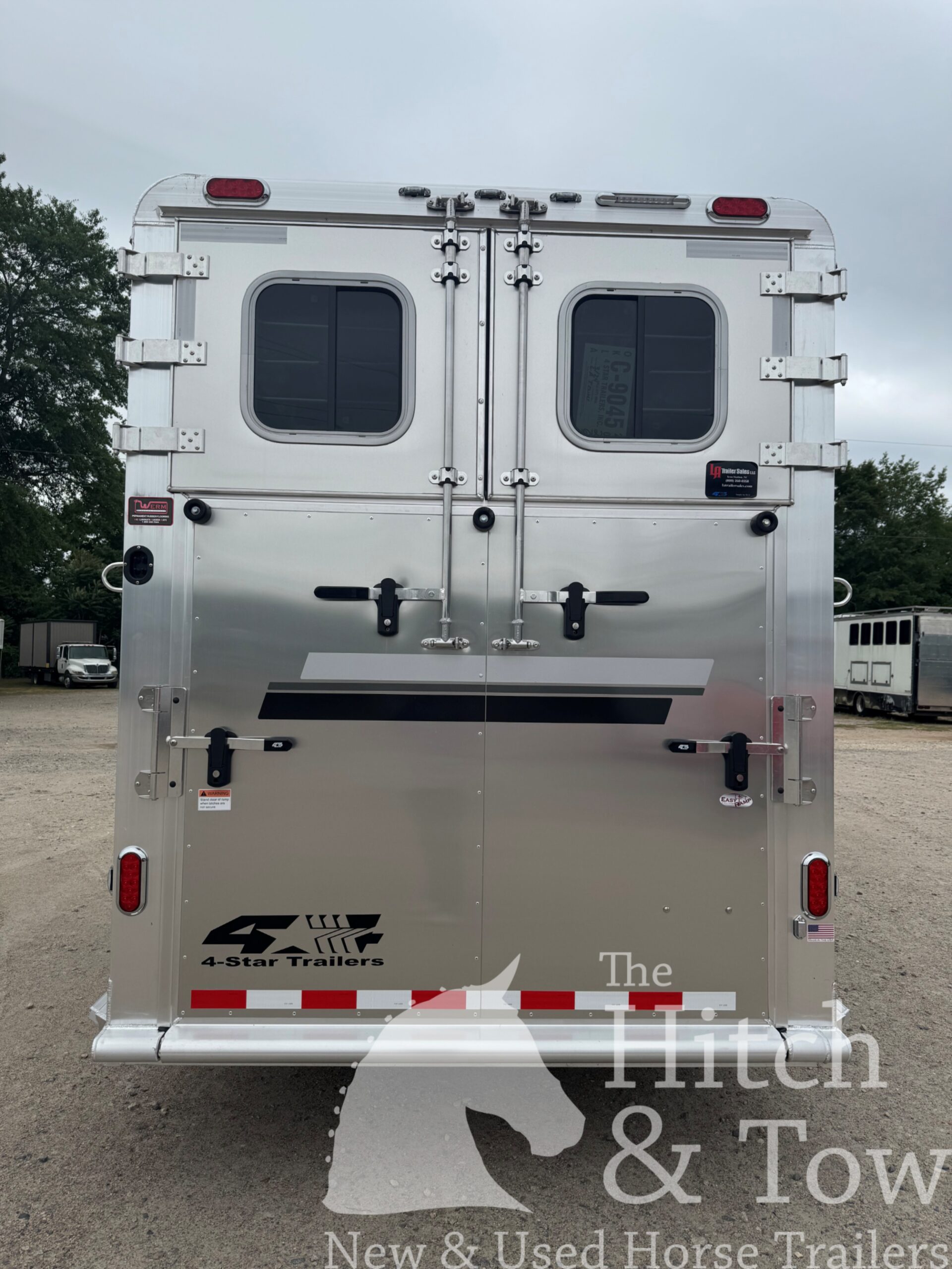 2027 4 STAR 2+1 W/ ROLLING DIVIDER, WERM, 5′ DRESSING ROOM & MORE!! $66,900