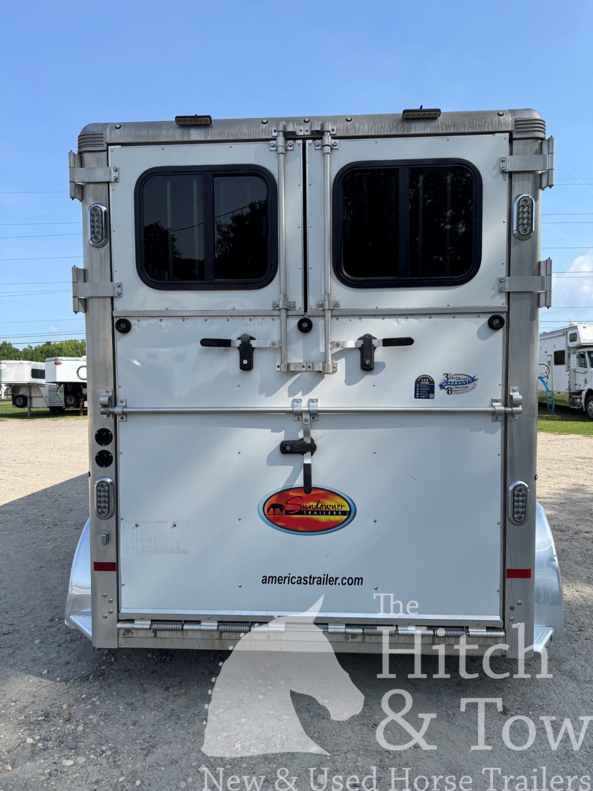 2021 SUNDOWNER CHARTER TRAILER SE $19,900