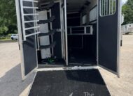 LIGHTLY USED! 2018 SHADOW 4 HORSE SLANT LOAD WEEKENDER W/ UPGRADES! $31,900