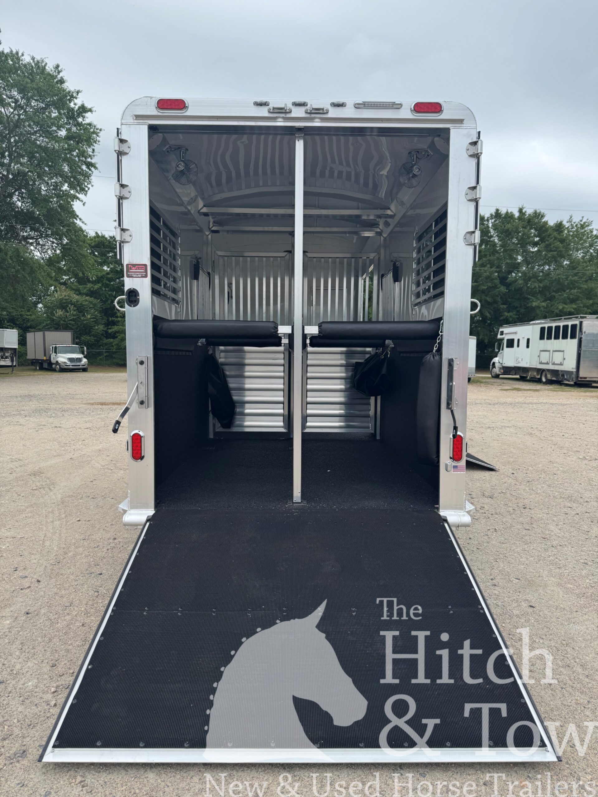 2027 4 STAR 2+1 W/ ROLLING DIVIDER, WERM, 5′ DRESSING ROOM & MORE!! $66,900