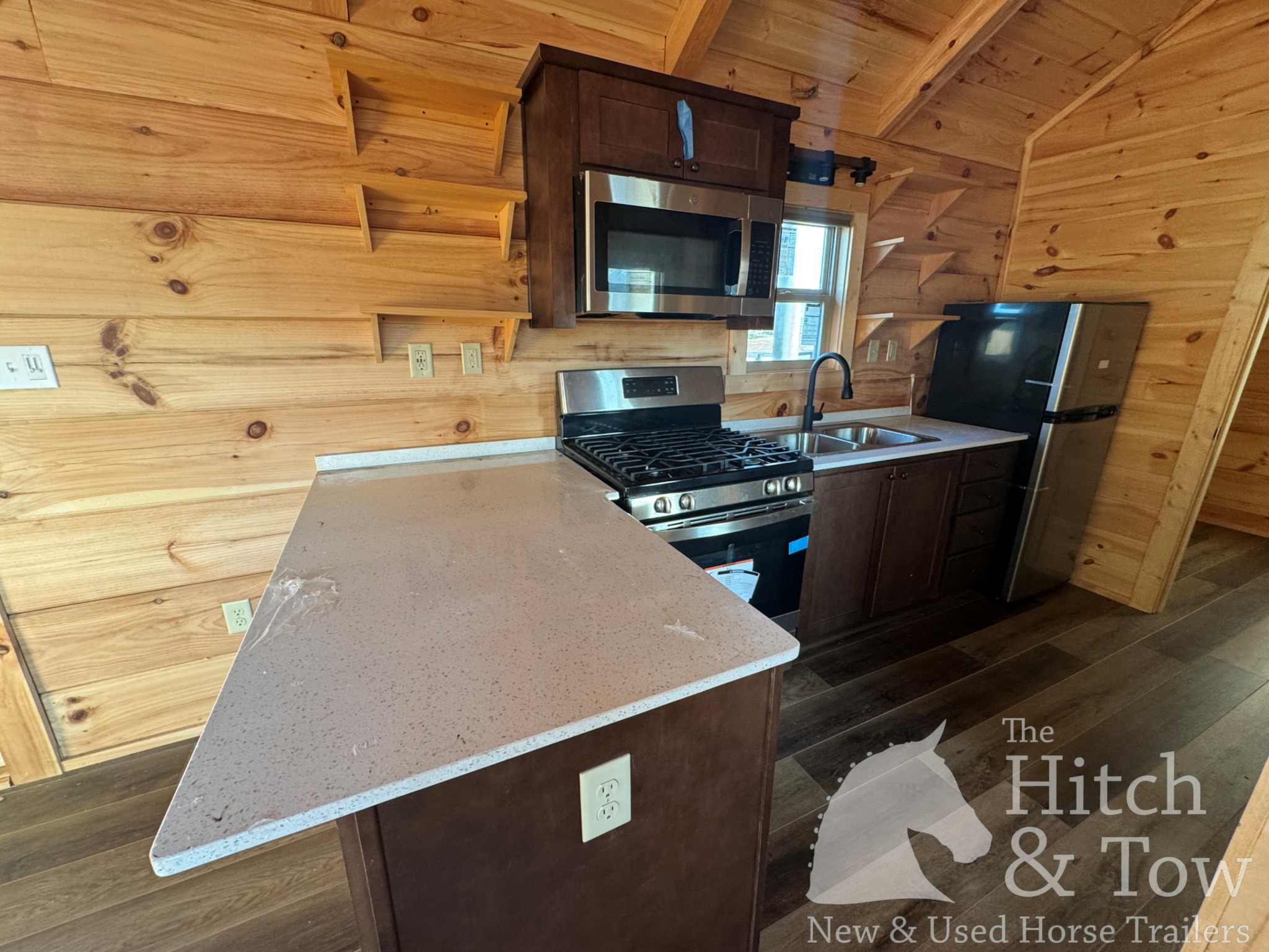 TWO BEDROOM RESORT BLUECHIP CABIN $89,900
