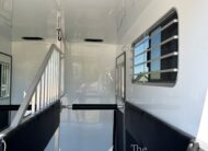 2026 KIEFERBILT KRUISER 2 HORSE BUMPER PULL W/ DRESSING ROOM $21,500
