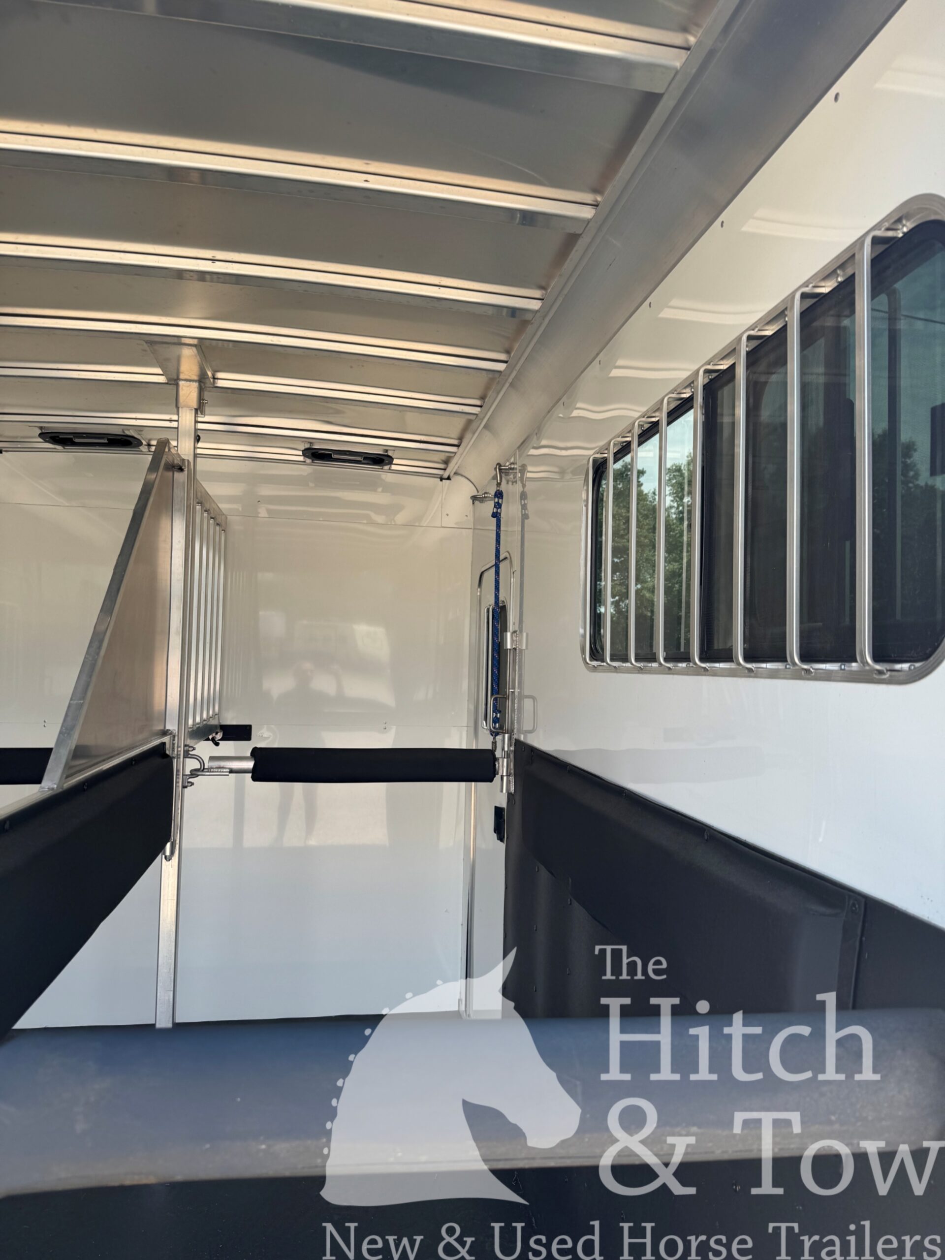 2024 ADAM 2 HORSE BUMPER PULL W/ DRESSING ROOM! $16,900