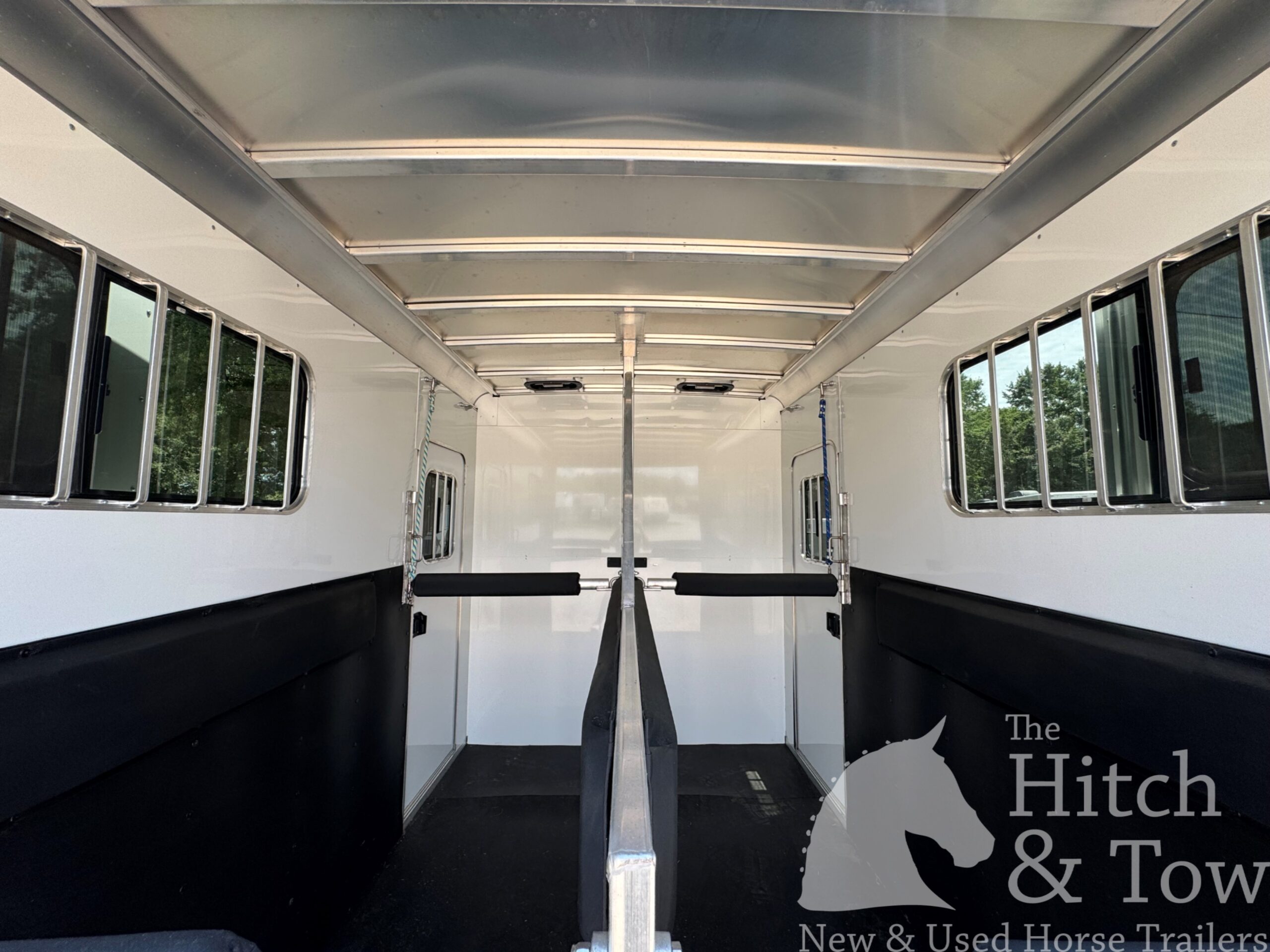 2024 ADAM 2 HORSE BUMPER PULL W/ DRESSING ROOM! $16,900