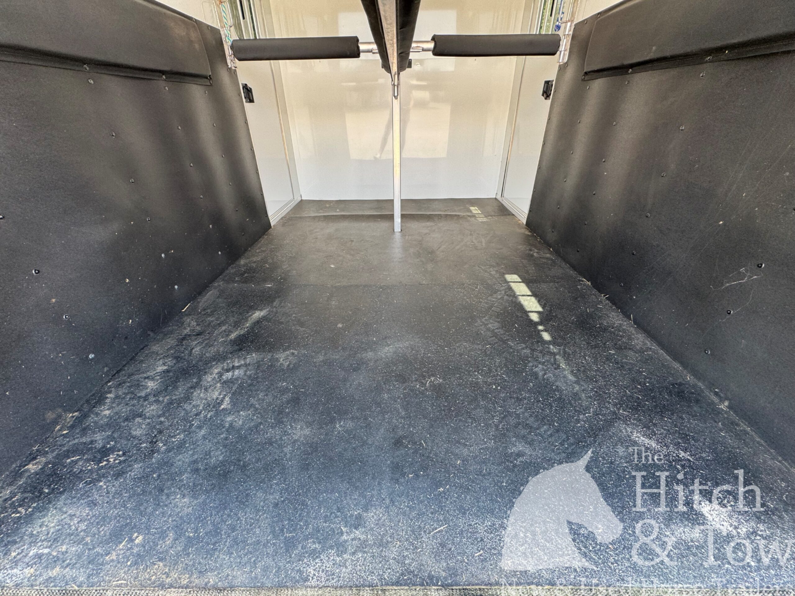 2024 ADAM 2 HORSE BUMPER PULL W/ DRESSING ROOM! $16,900