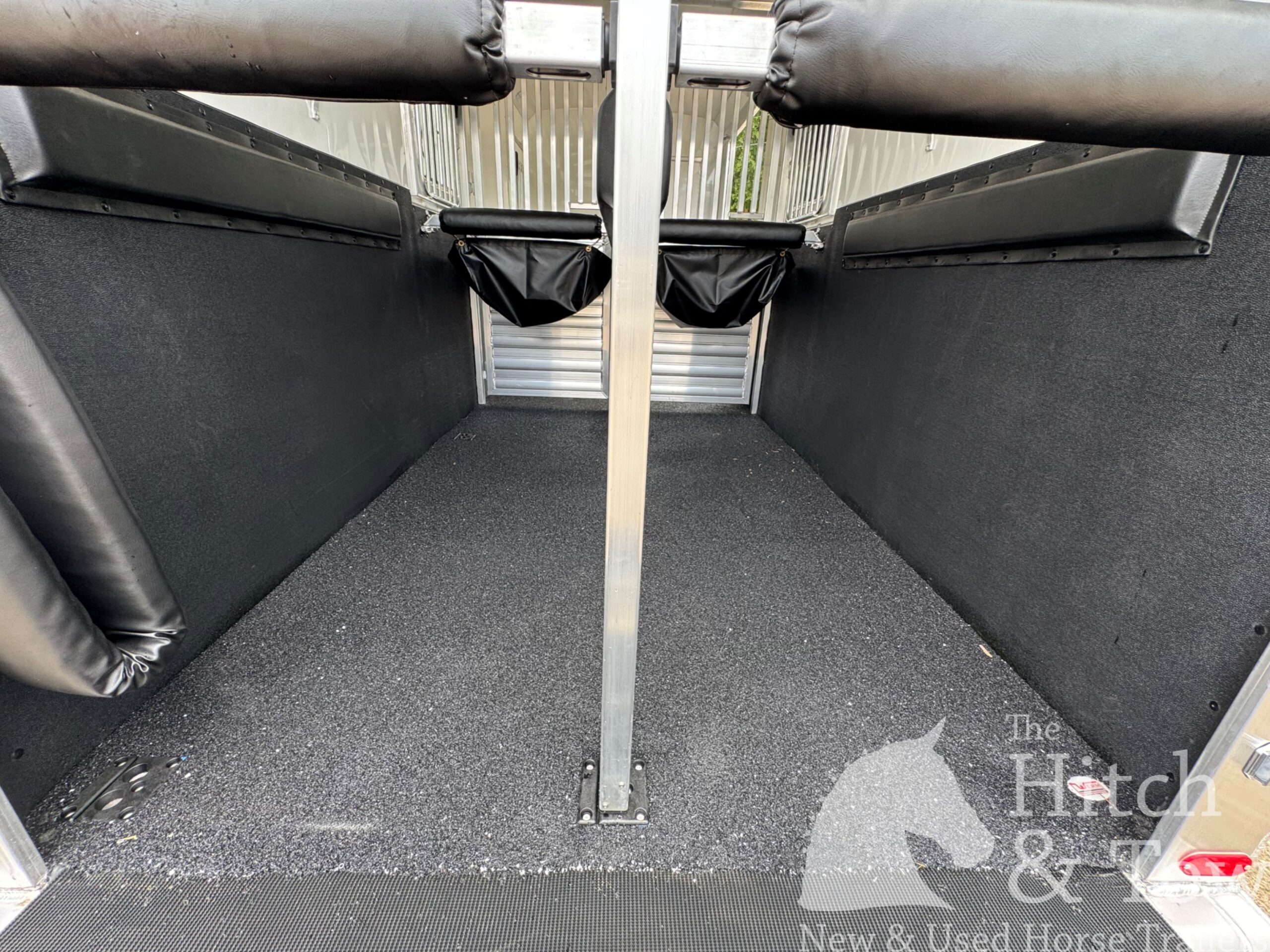 2026 4 STAR 2+1 W/ ROLLING DIVIDER, WERM, 5′ DRESSING ROOM & MORE!! $62,900