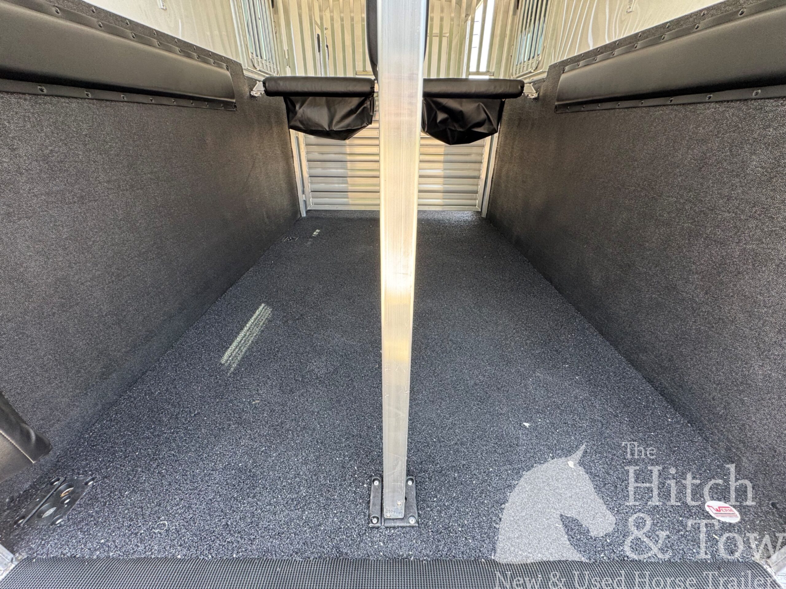 2027 4 STAR 2+1 W/ ROLLING DIVIDER, WERM, 5′ DRESSING ROOM & MORE!! $64,900