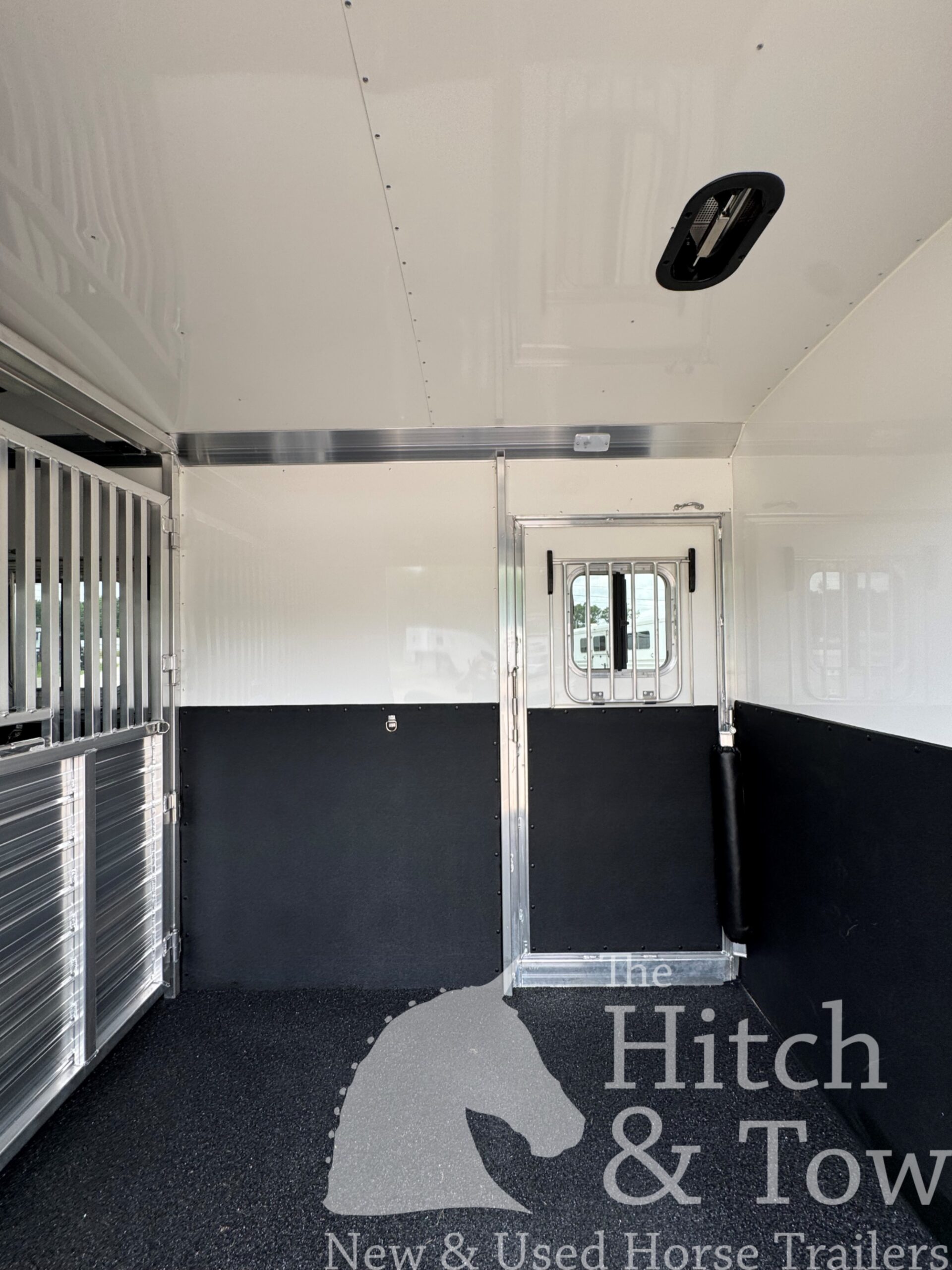 2026 4 STAR 2+1 W/ ROLLING DIVIDER, WERM, 5′ DRESSING ROOM & MORE!! $62,900