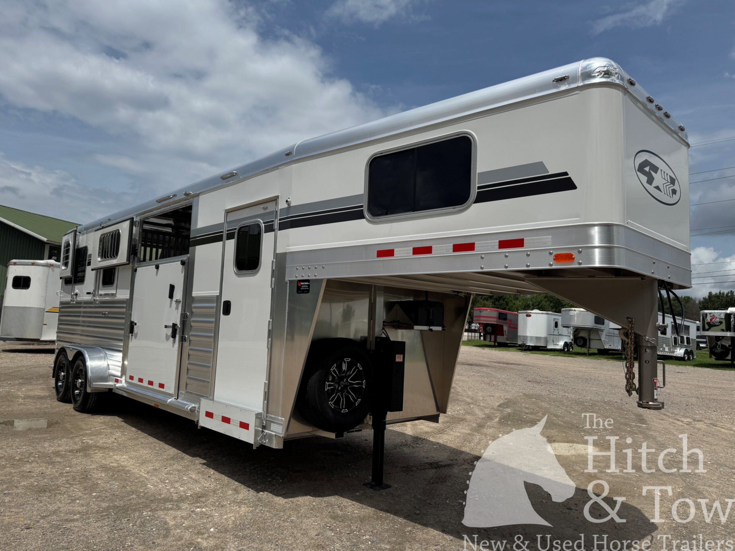 2026 4 STAR 2+1 W/ ROLLING DIVIDER, WERM, 5′ DRESSING ROOM & MORE!! $62,900