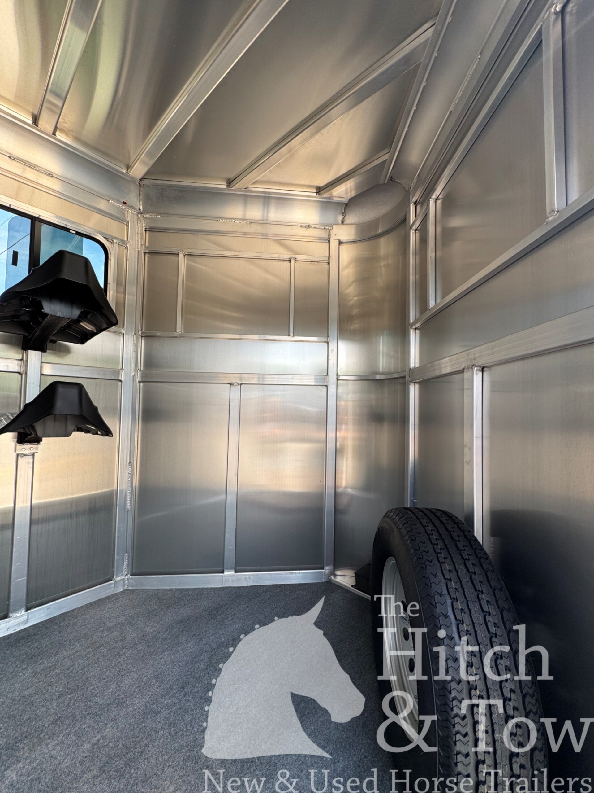 2024 ADAM 2 HORSE BUMPER PULL W/ DRESSING ROOM! $16,900