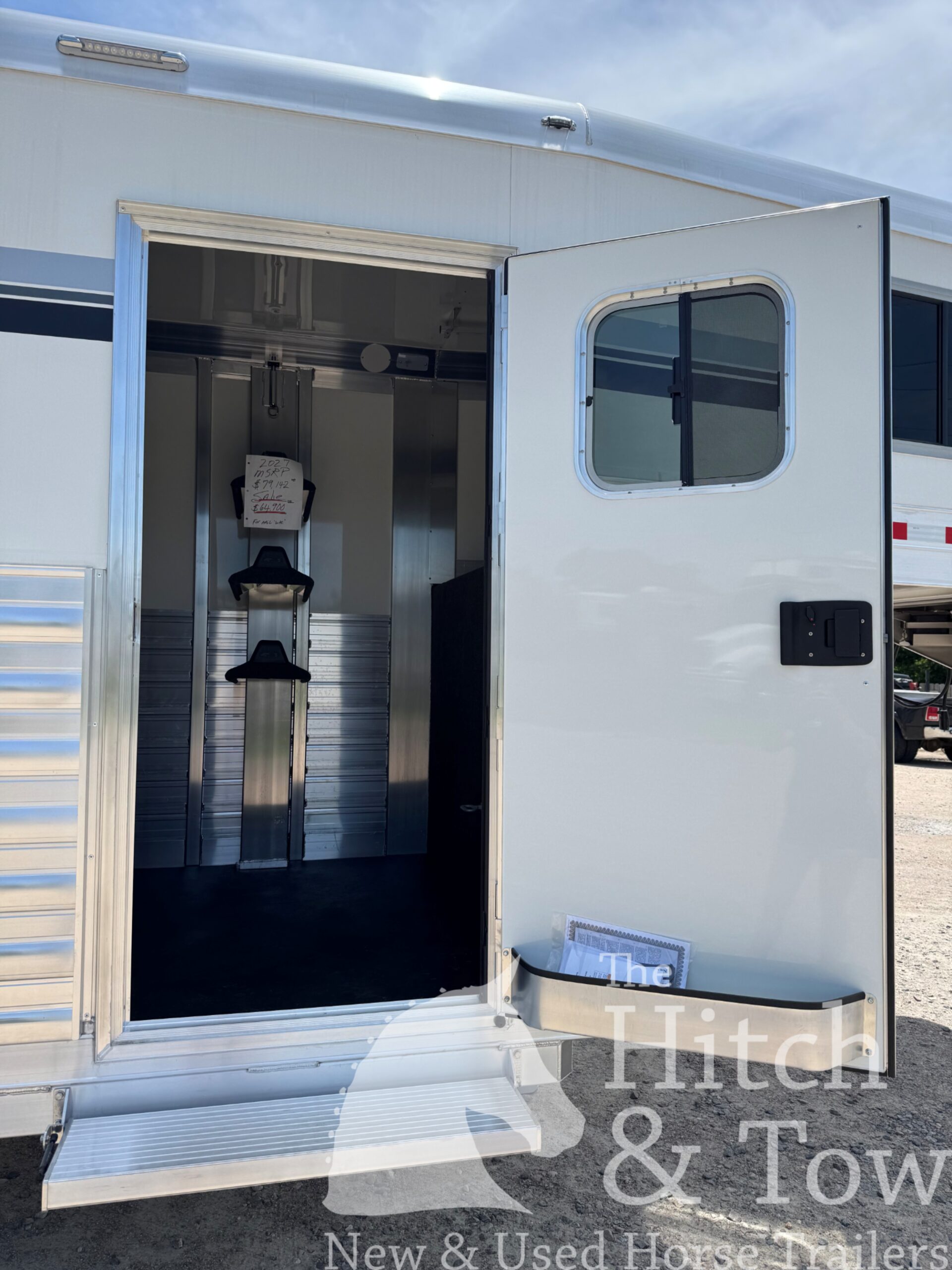 2027 4 STAR 2+1 W/ ROLLING DIVIDER, WERM, 5′ DRESSING ROOM & MORE!! $64,900