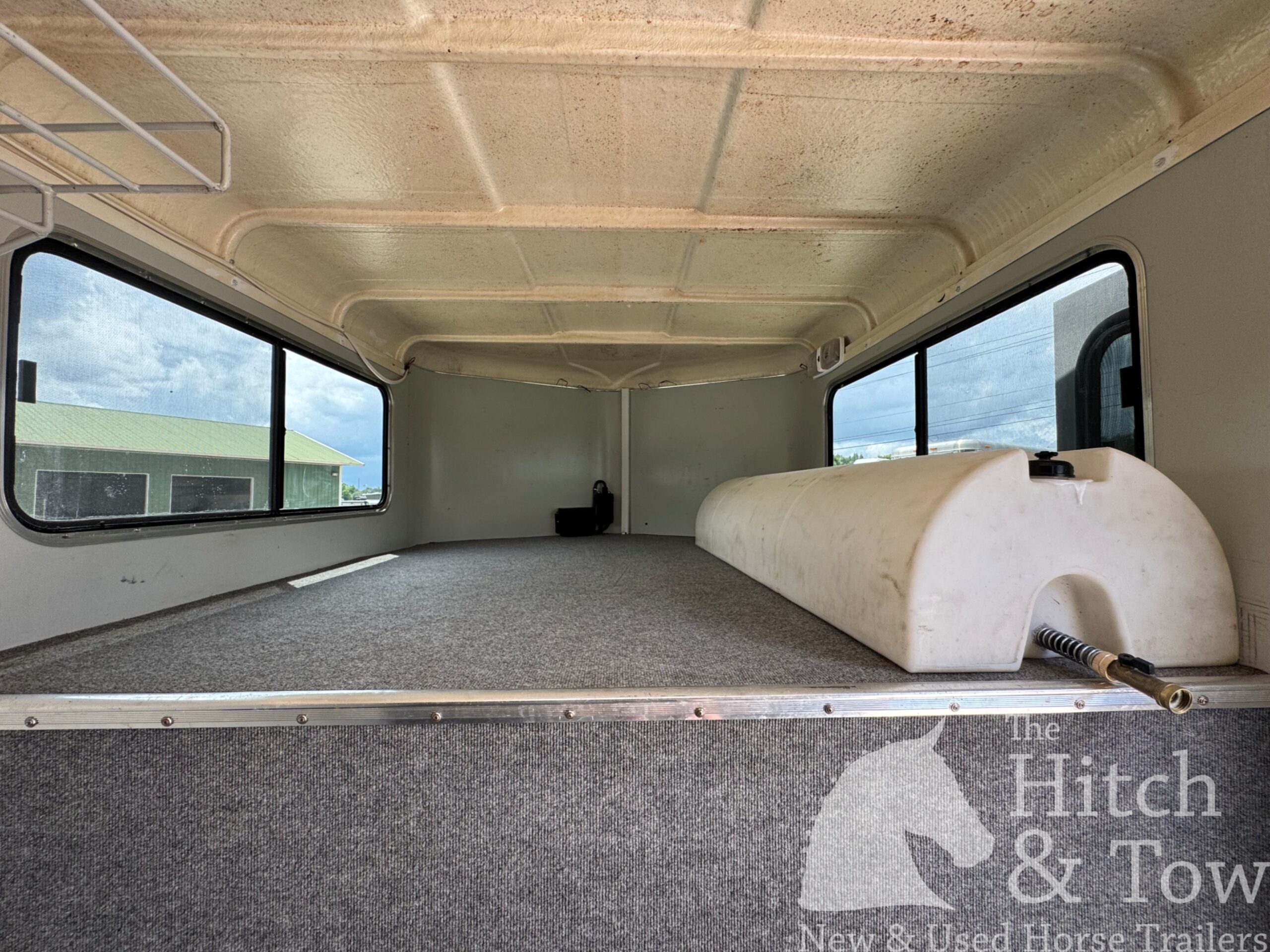 2005 EQUISPIRIT 4 HORSE HEAD TO HEAD TRAILER $18,900