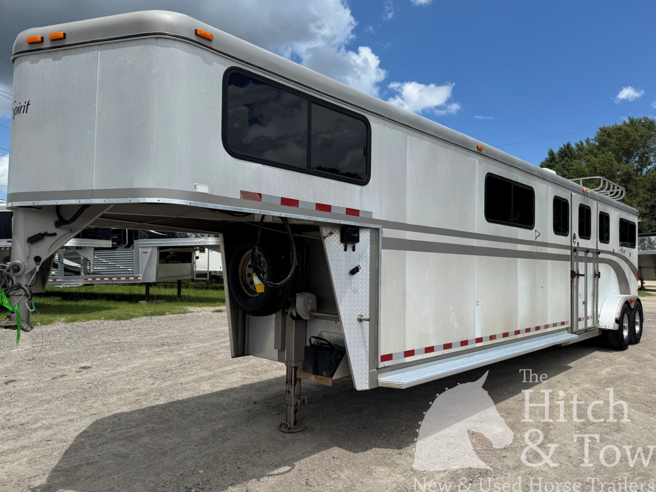 2005 EQUISPIRIT 4 HORSE HEAD TO HEAD TRAILER $18,900