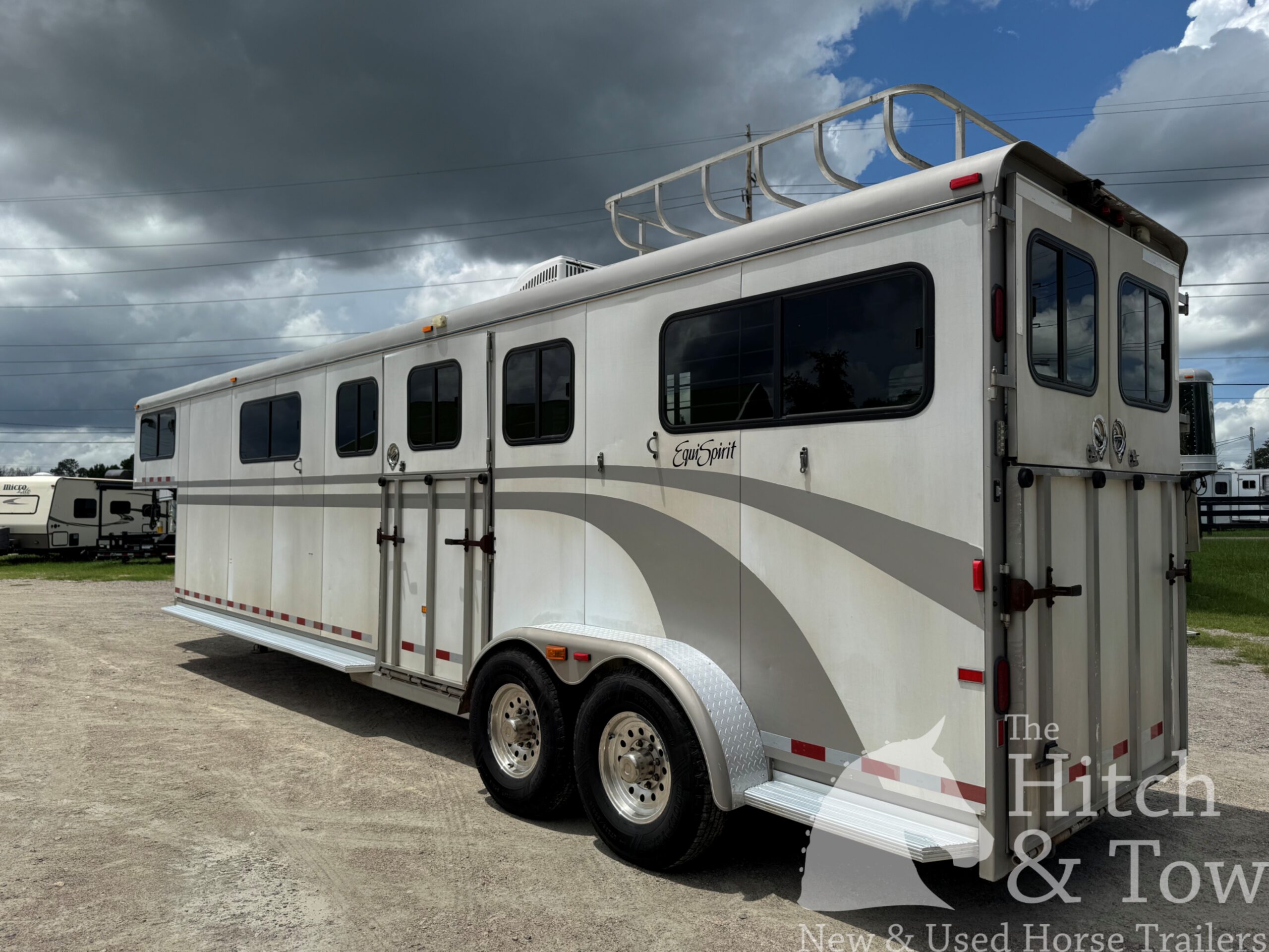 2005 EQUISPIRIT 4 HORSE HEAD TO HEAD TRAILER $18,900