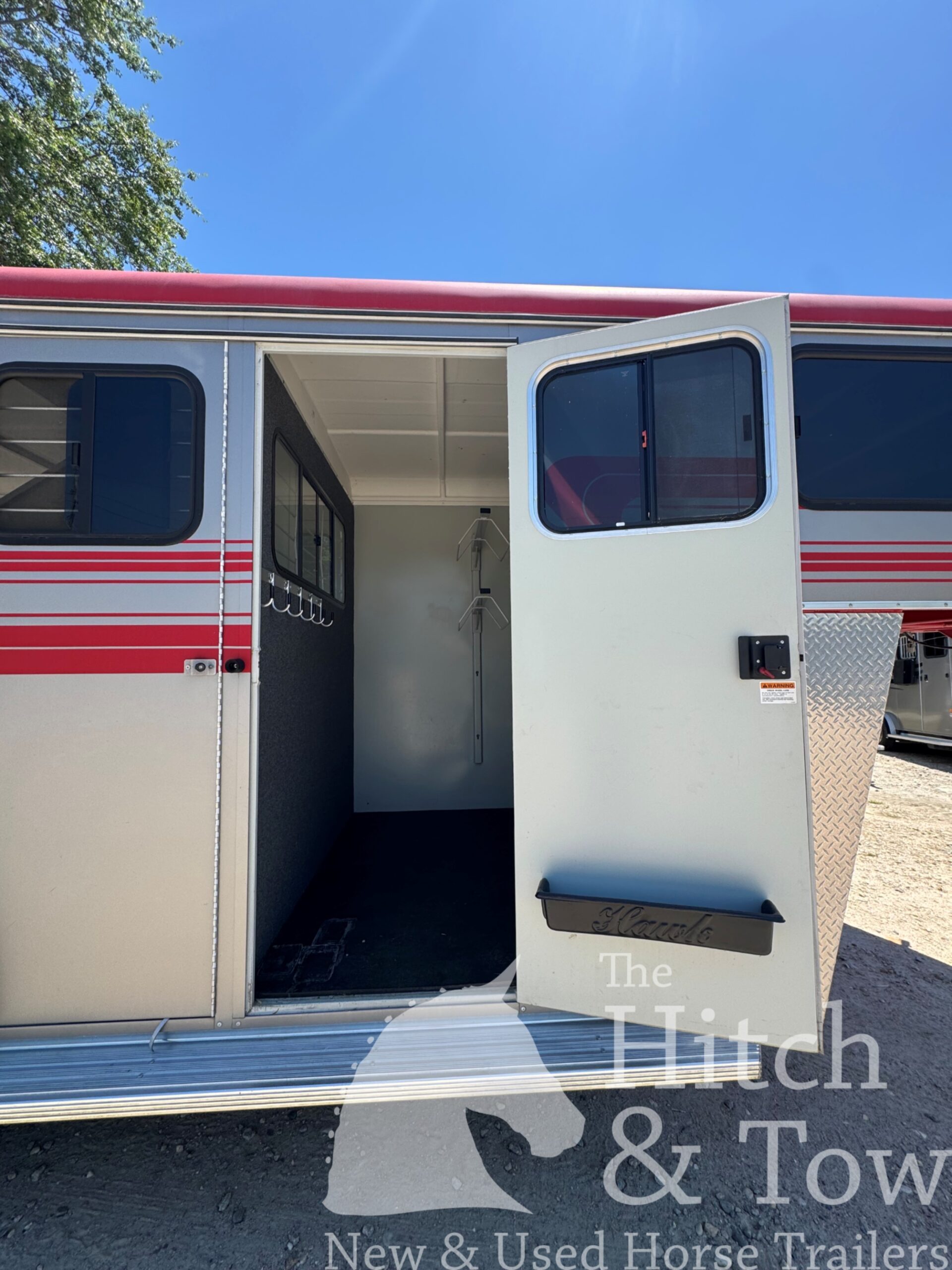 2012 HAWK 2 HORSE GOOSENECK $19,000