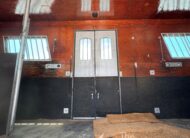 2005 INTERNATIONAL 4000 DT466 6 HORSE HEAD TO HEAD HORSE VAN! $34,900