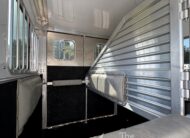 2017 FEATHERLITE 2 HORSE BUMPER PULL W/ DRESSING ROOM $17,900