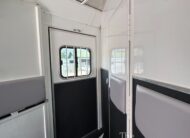 2012 BISON TRAIL HAND 3 HORSE SLANT LOAD W/ 9′ LIVING QUARTERS $24,900!