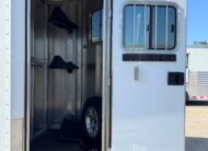 2017 FEATHERLITE 2 HORSE BUMPER PULL W/ DRESSING ROOM $17,900