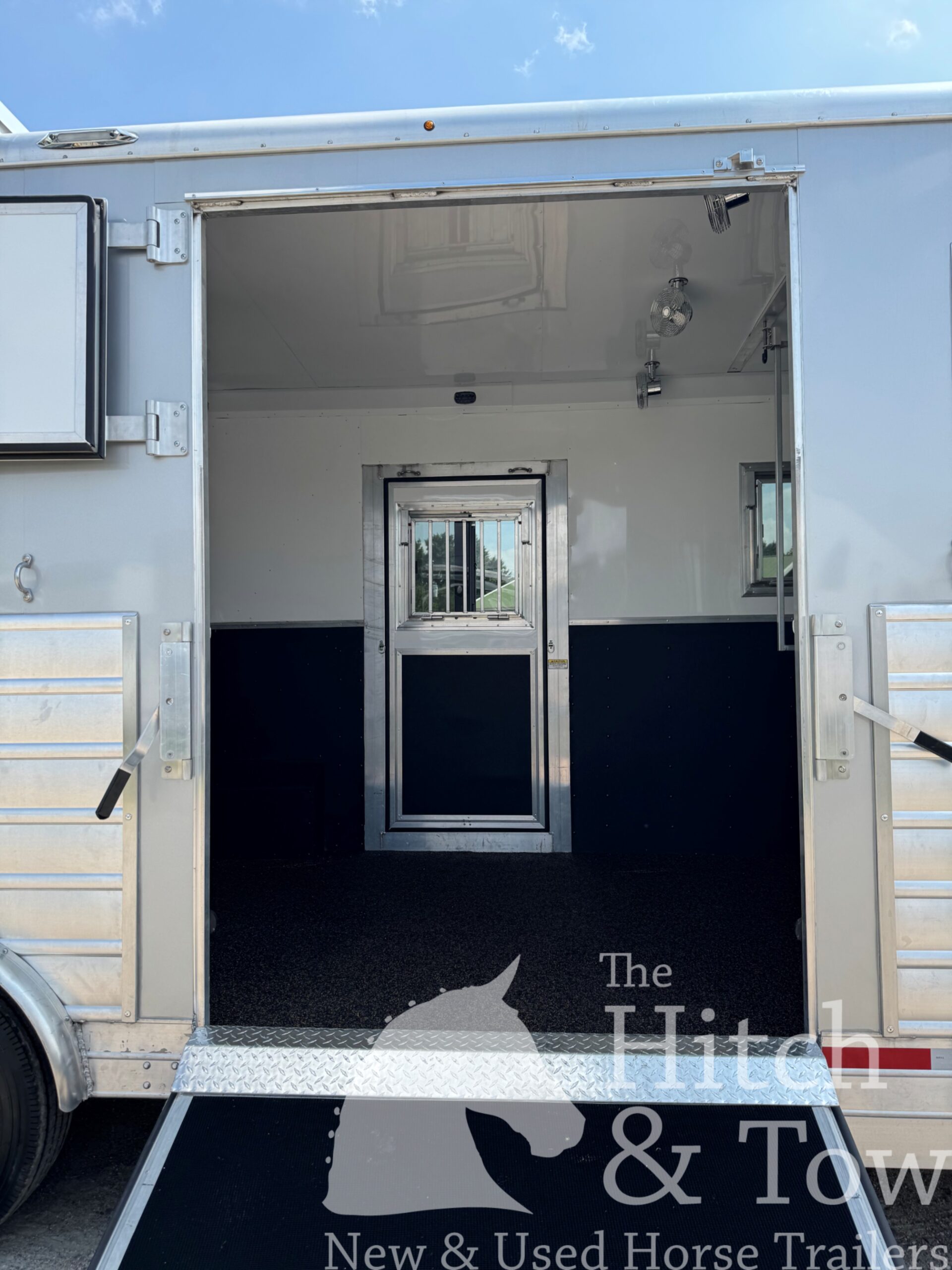 BEAUTIFUL 2026 KieferBilt Trailers 6 HORSE HEAD TO HEAD W/ MANY UPGRADES $119,900