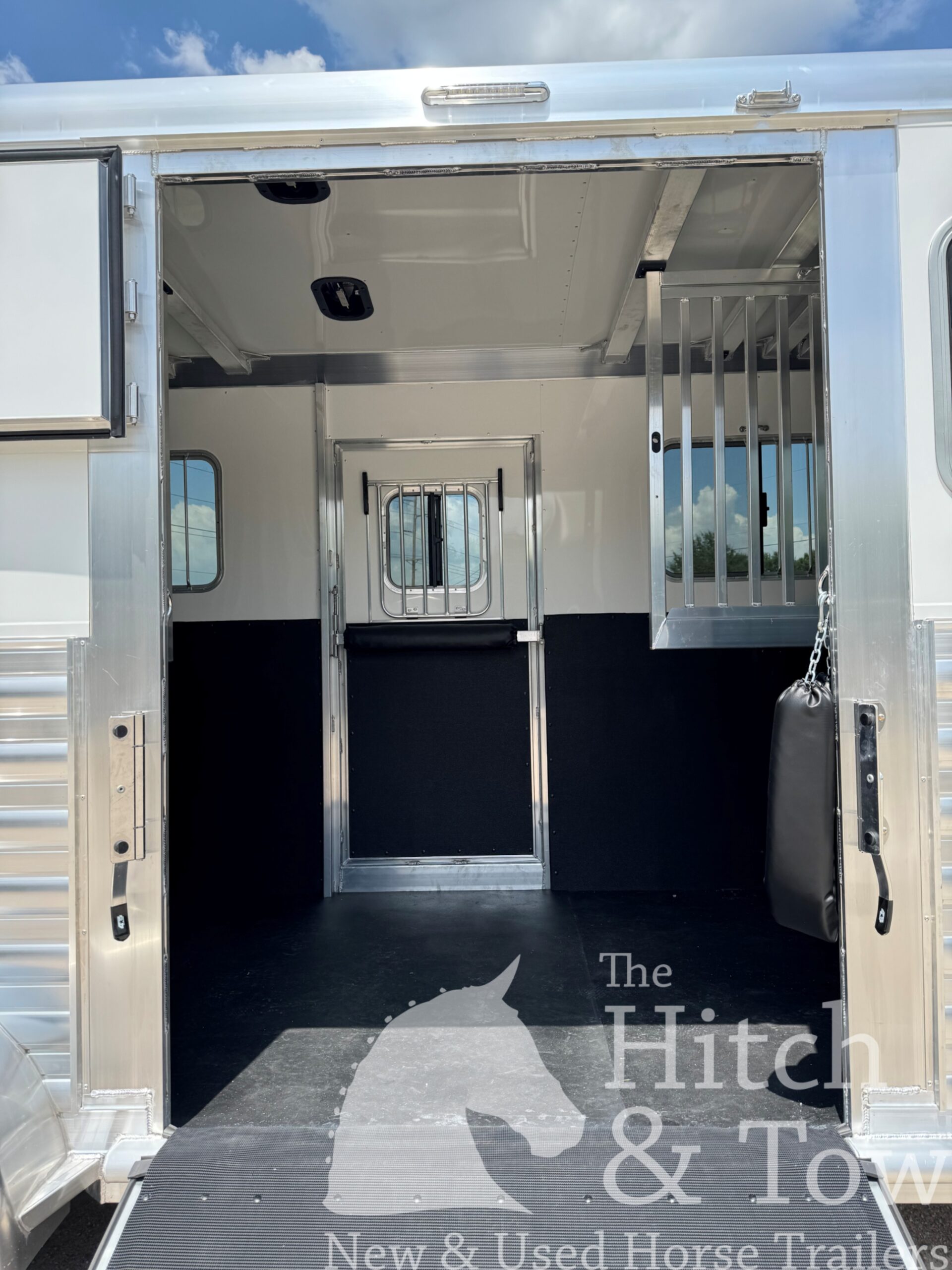 2027 4 STAR 4 HORSE HEAD TO HEAD W/ MANY UPGRADES!!! $79,900