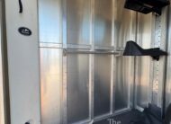 2017 FEATHERLITE 2 HORSE BUMPER PULL W/ DRESSING ROOM $17,900