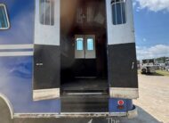 2005 INTERNATIONAL 4000 DT466 6 HORSE HEAD TO HEAD HORSE VAN! $34,900