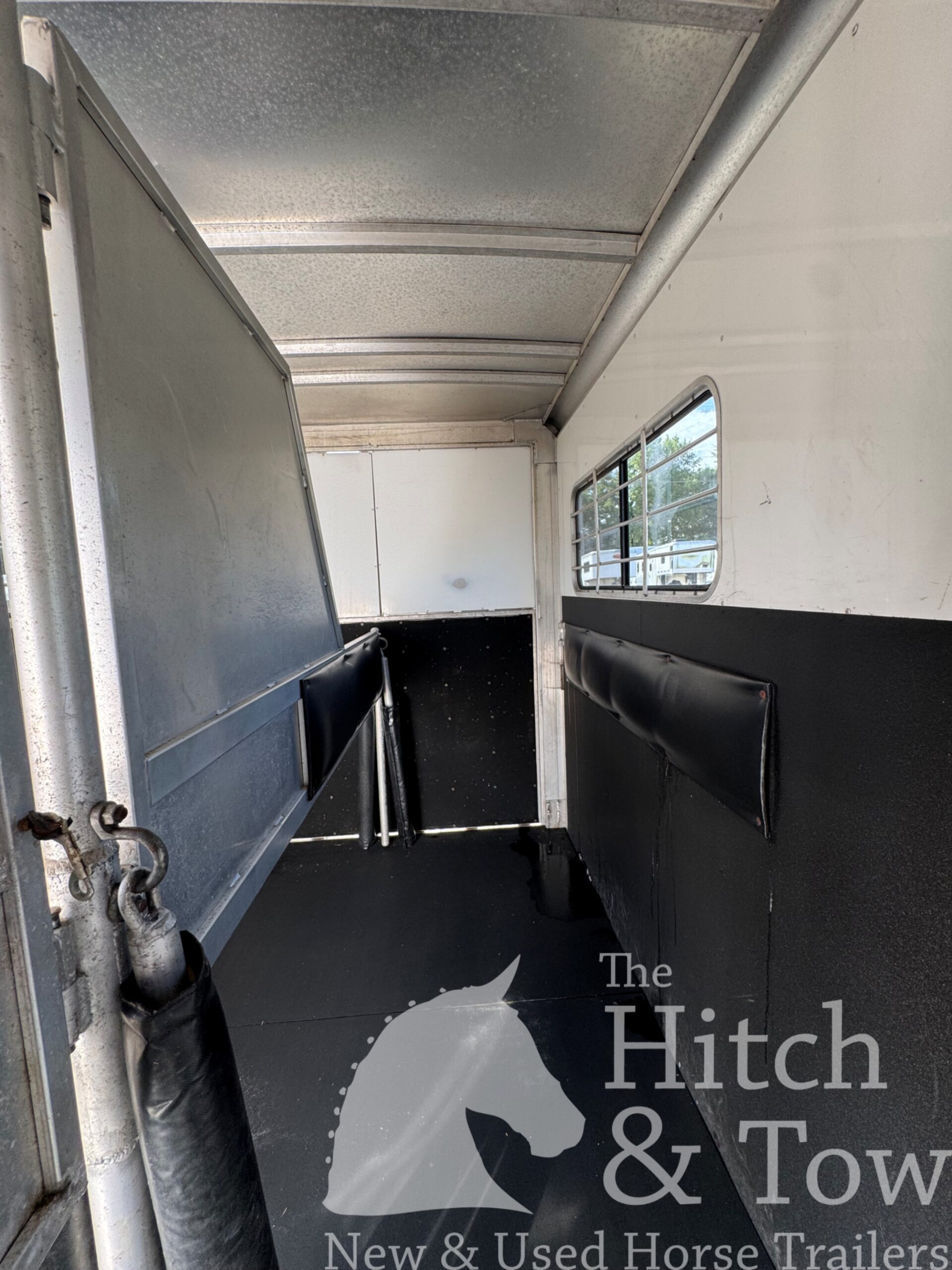 2004 SUNDOWNER 2 HORSE GOOSENECK WARMBLOOD DIMENSIONS! $11,900