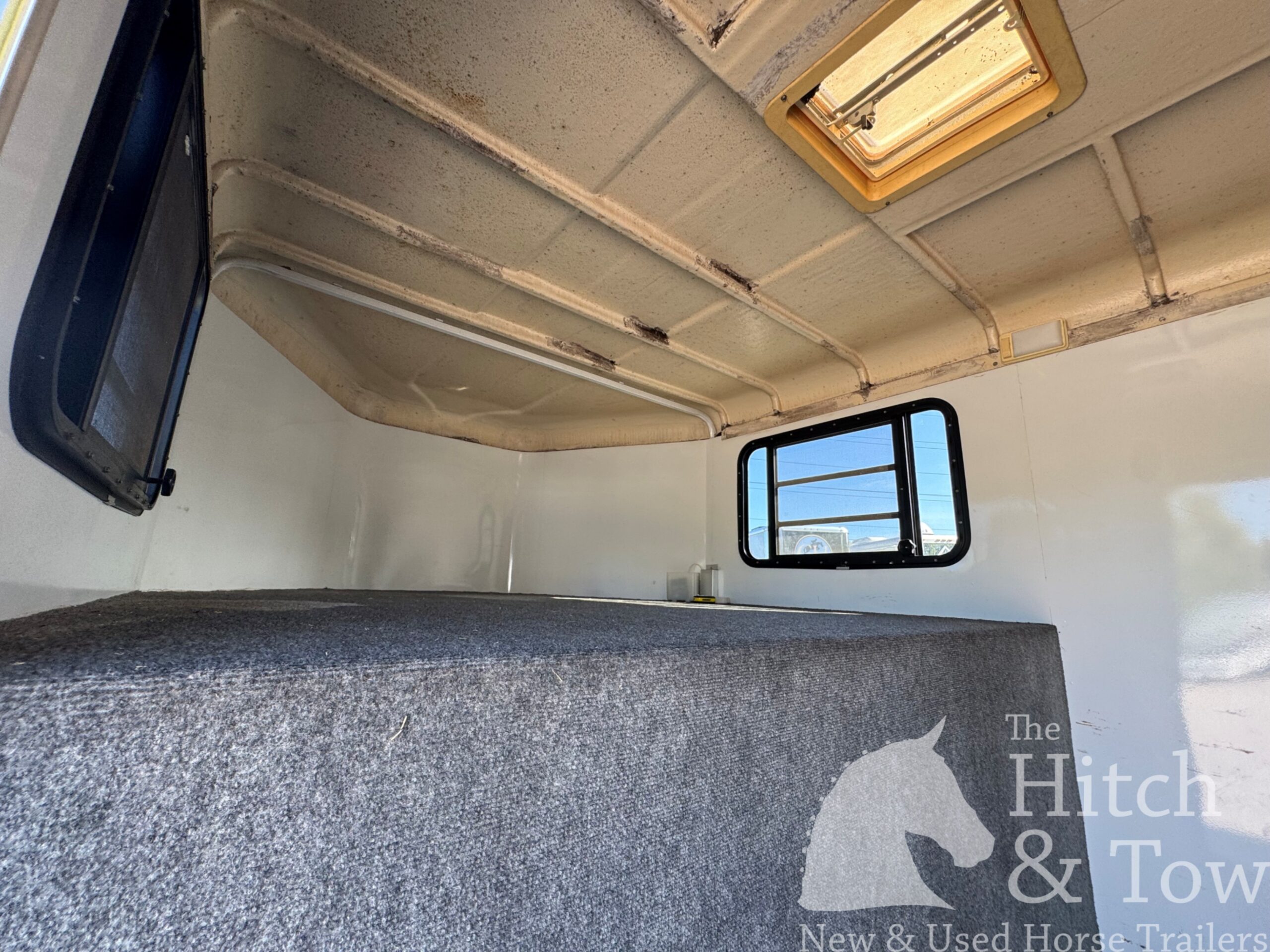 2000 TRAILET 3 HORSE SLANT GOOSENECK TRAILER $11,900