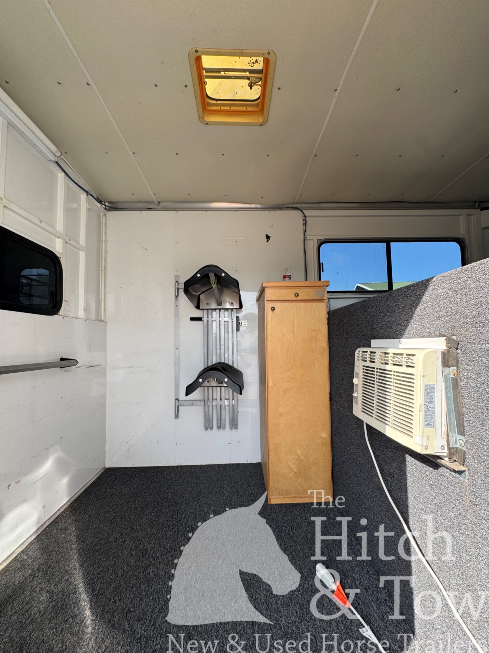 2004 SUNDOWNER 2 HORSE GOOSENECK WARMBLOOD DIMENSIONS! $11,900