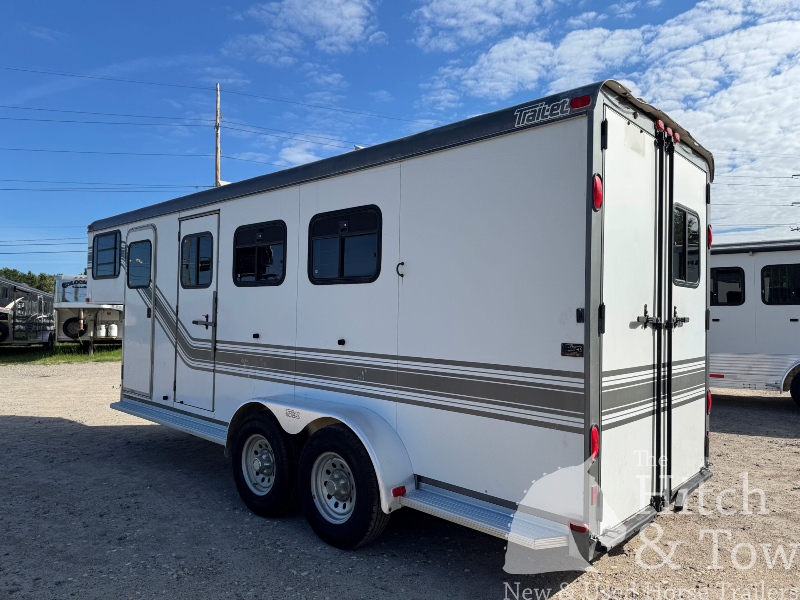 2000 TRAILET 3 HORSE SLANT GOOSENECK TRAILER $11,900