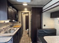 2020 BISON TRAIL BOSS 2 HORSE SLANT LOAD W/ 12′ LIVING QUARTERS $49,900!