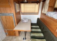 VERY NICE 2004 SUNDOWNER SUNLITE 727 3 HORSE w/ 7′ LIVING QUARTERS $22,900