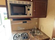 2012 BISON TRAIL HAND 3 HORSE SLANT LOAD W/ 9′ LIVING QUARTERS $24,900!