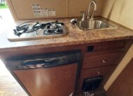 2012 BISON TRAIL HAND 3 HORSE SLANT LOAD W/ 9′ LIVING QUARTERS $24,900!