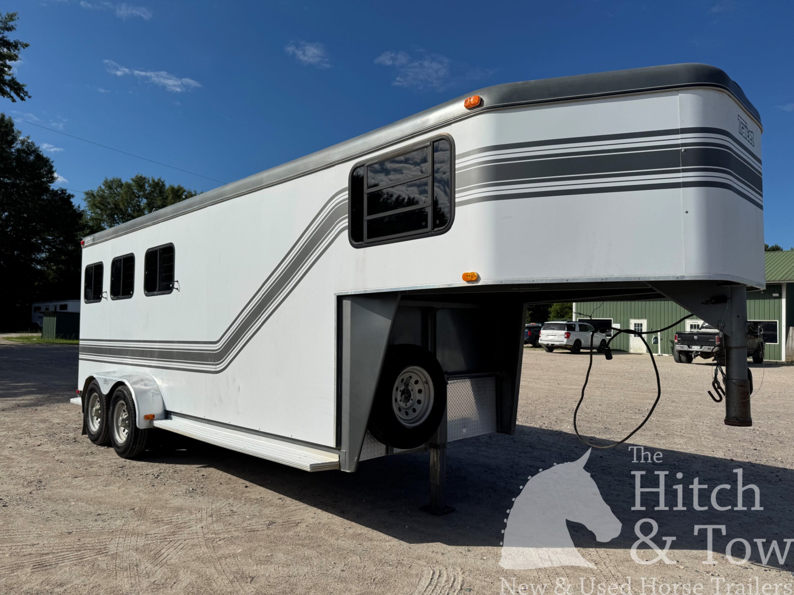 2000 TRAILET 3 HORSE SLANT GOOSENECK TRAILER $11,900