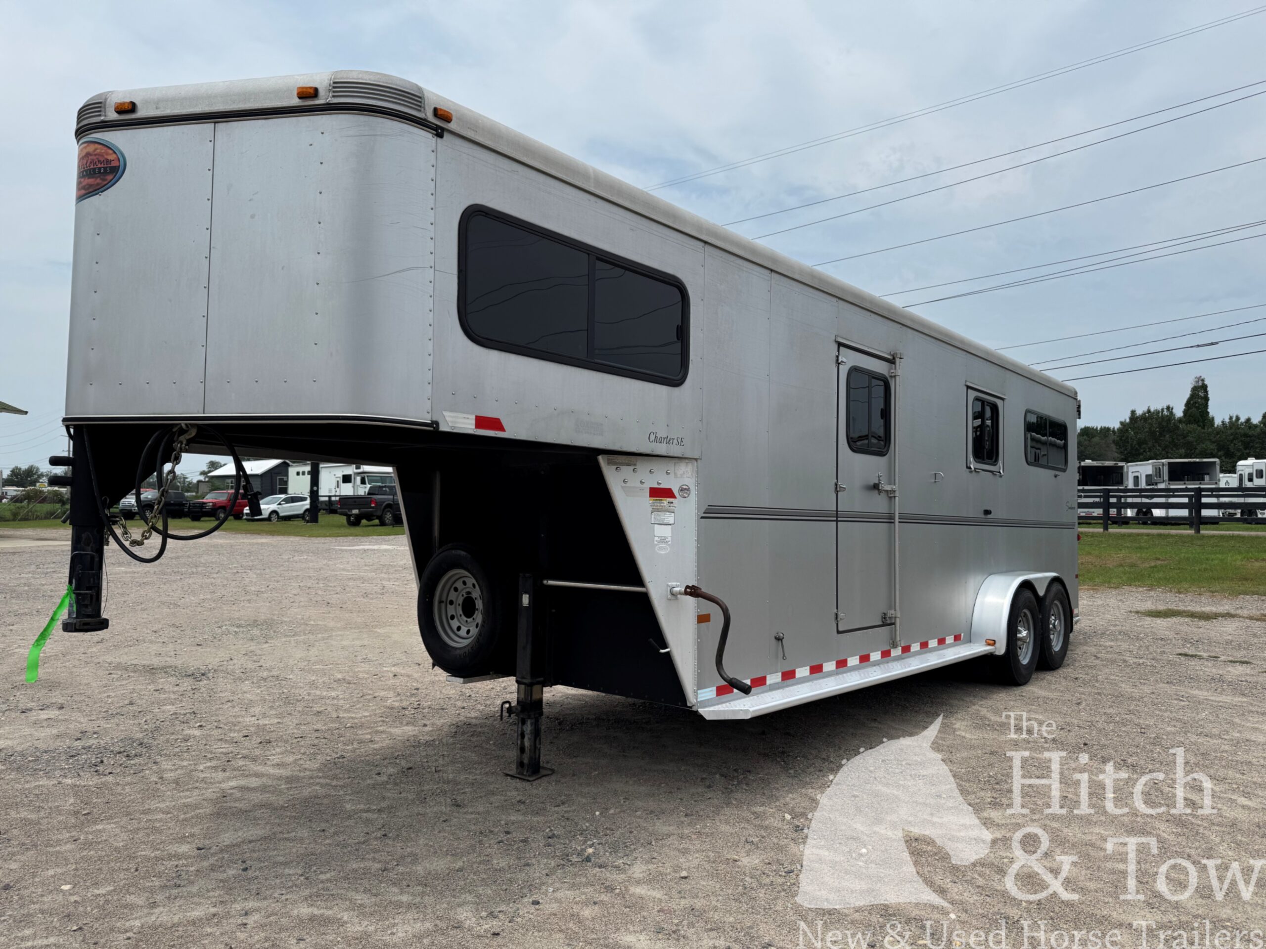2012 SUNDOWNER CHARTER SE 2+1 $27,900