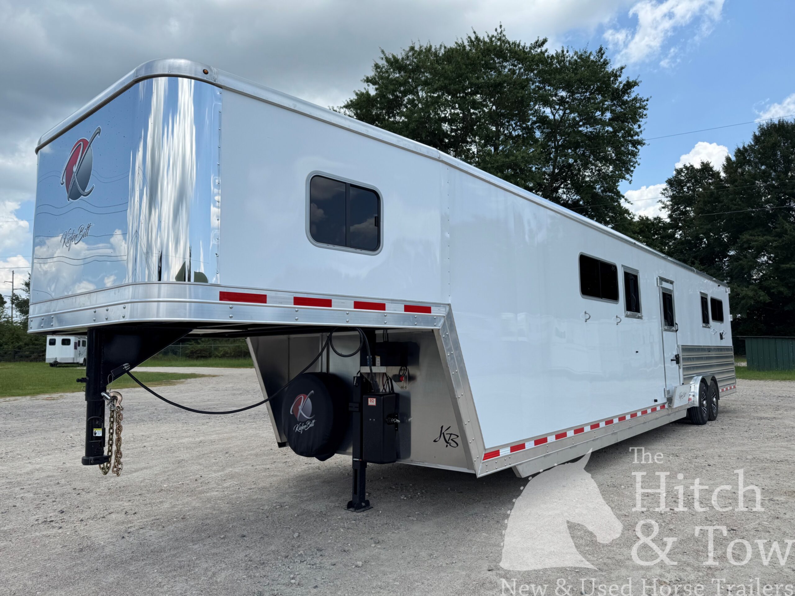 2027 KieferBilt Trailers 6-7 HORSE HEAD TO HEAD W/ MANY UPGRADES $83,900